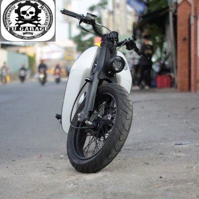 Honda Super Cub 50 lên dáng bobber