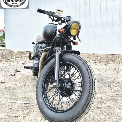 Triumph T100 với phong cách Brat style