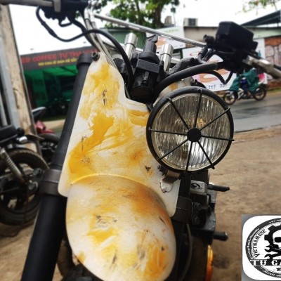 Honda CB750F Độ phong cách Tracker - Walking Dead