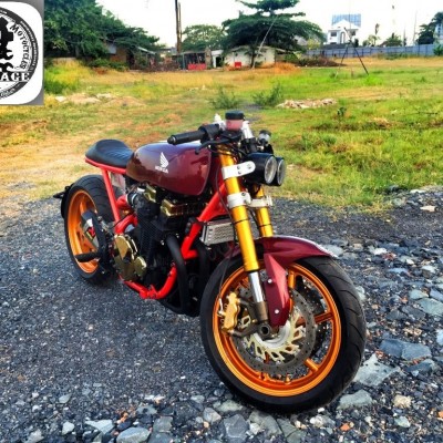 Honda CB750 độ Cafe Racer