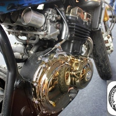 Honda CB400 lên đời với phong cách cafe racer mạ vàng