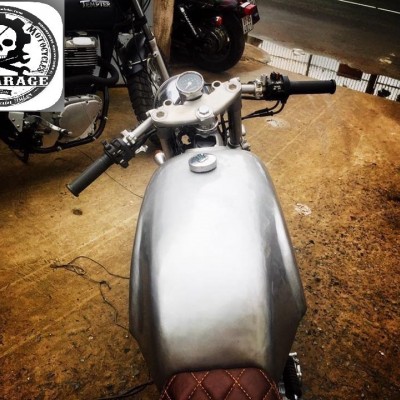 Yamaha SR 400 Cafe Racer mod by Tự Thanh Đa