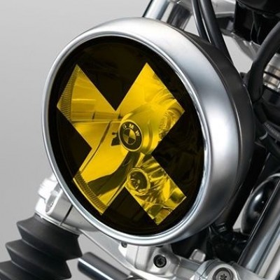 Ý nghĩa dấu X ma mị trên đầu đèn Cafe Racer