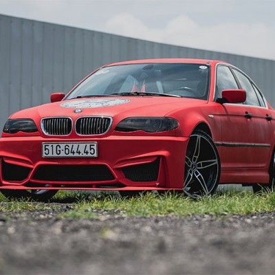 Thợ xe máy Sài Gòn độ BMW 318i “hàng nát” lên M5