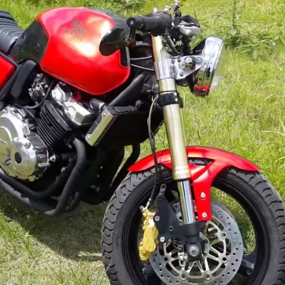 Honda CB400 Super Four Cafe Racer mod by Tự Thanh Đa