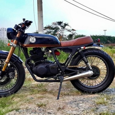 Suzuki GN250 độ đẹp khó cưỡng tại Sài Gòn