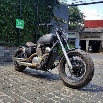 Honda Steed 400 độ Bobber ra lò từ Garege Tự Thanh Đa