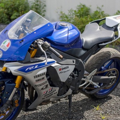 Hàng độc Yamaha R1 2005 độ lên R1 2015 từ Garage Tự Thanh Đa