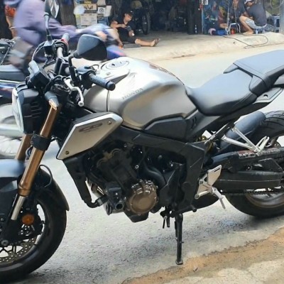 Móc pô Honda CB650R by Tự Thanh Đa Cây Thứ 122